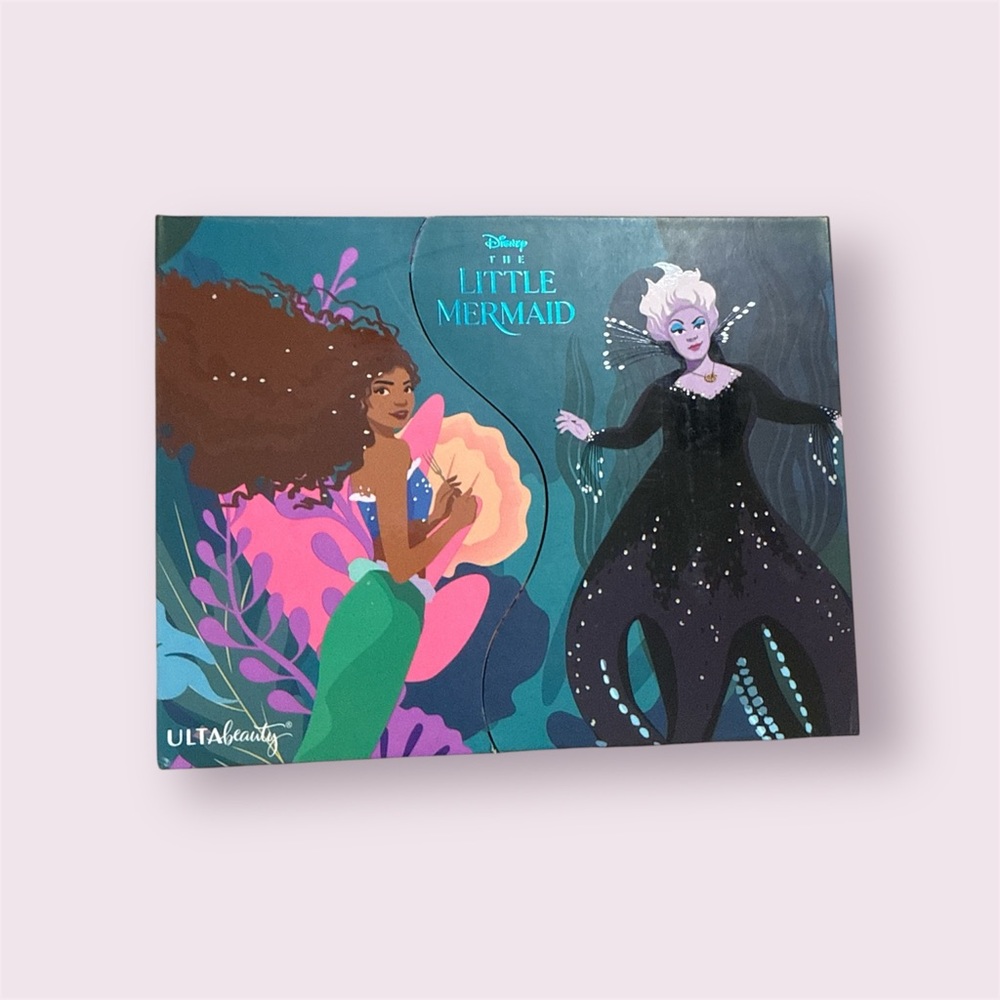 Disney The Little Mermaid Eye Shadow Palette - Blue and Pink